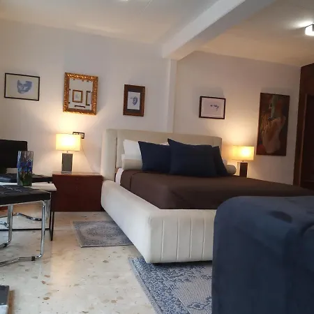 Casa Con Palmera - Port Valencia